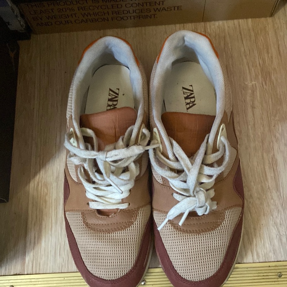 Zara Sneakers